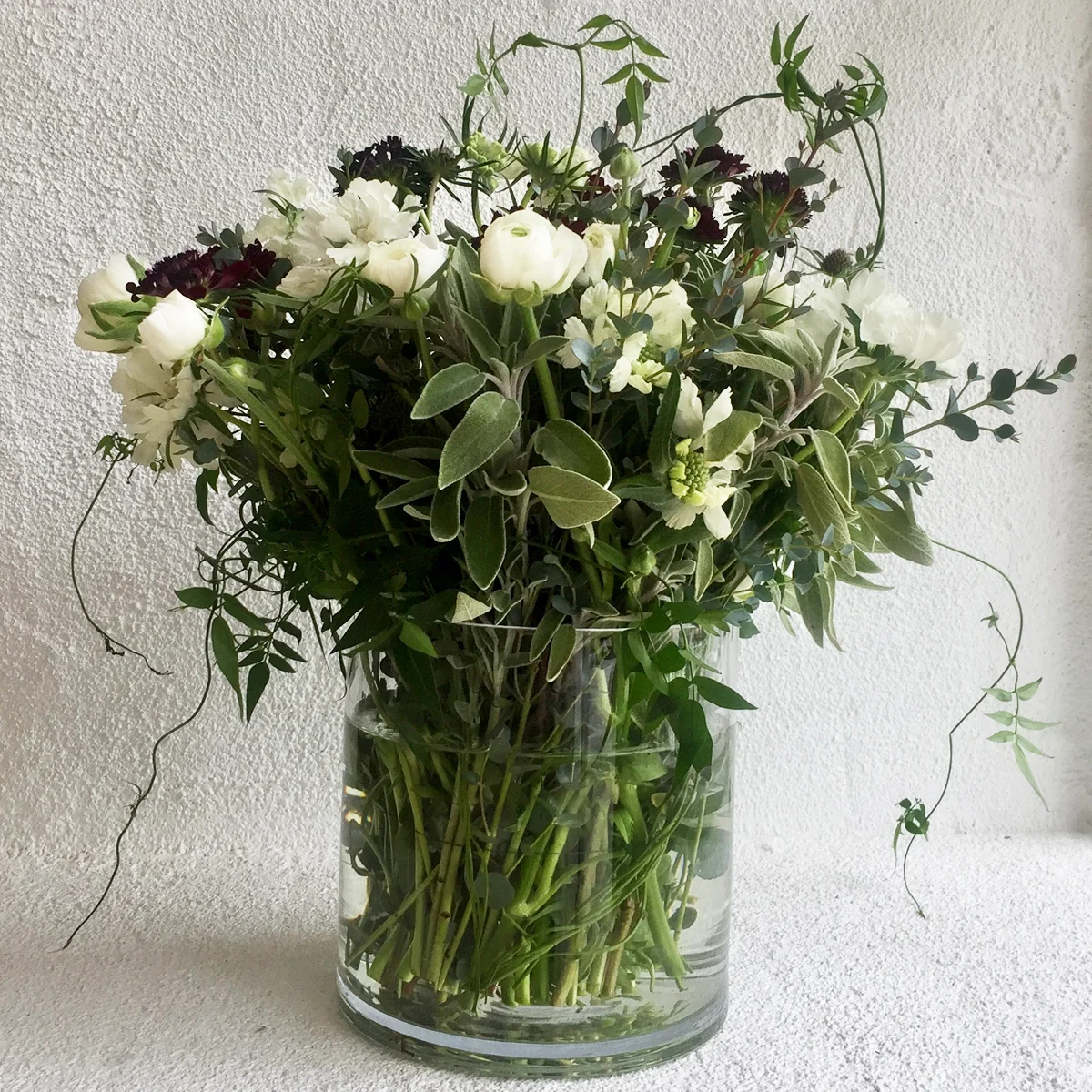 Wild garden whites and trailing jasmine